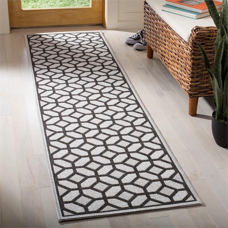 Safavieh Linden 100 2'-2