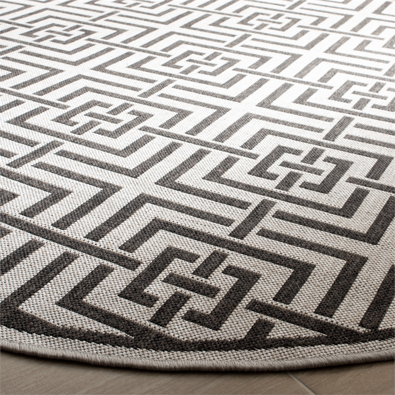 Safavieh Linden 100 6'-7