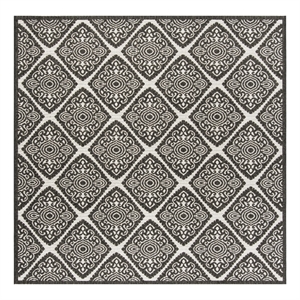 Safavieh Linden 100 6'-7&quot x 6'-7&quot Power Loomed Rug in Light Gray / Charcoal