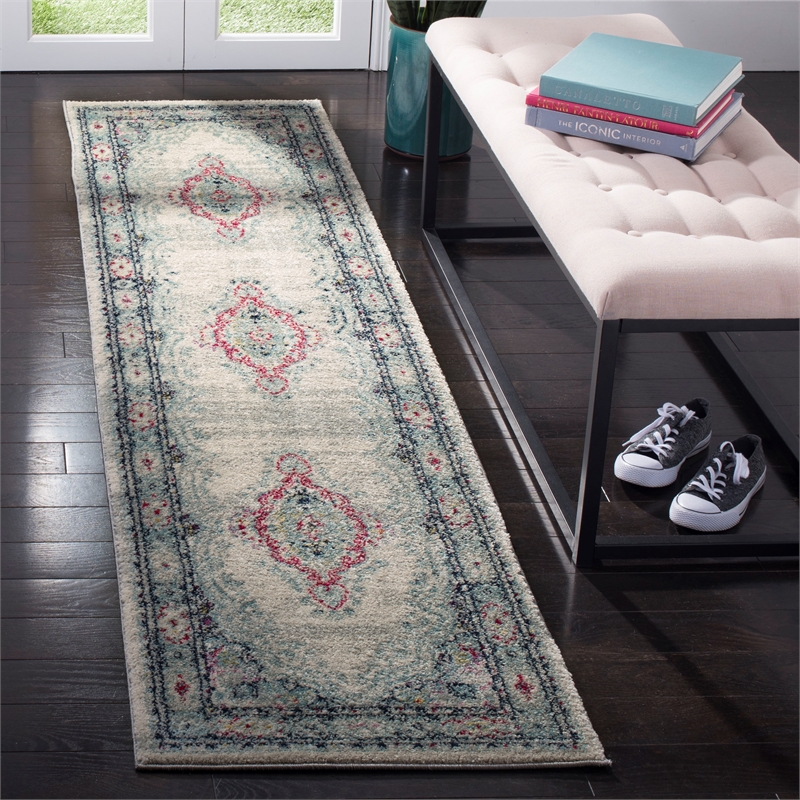 Safavieh Madison 900 2'-0