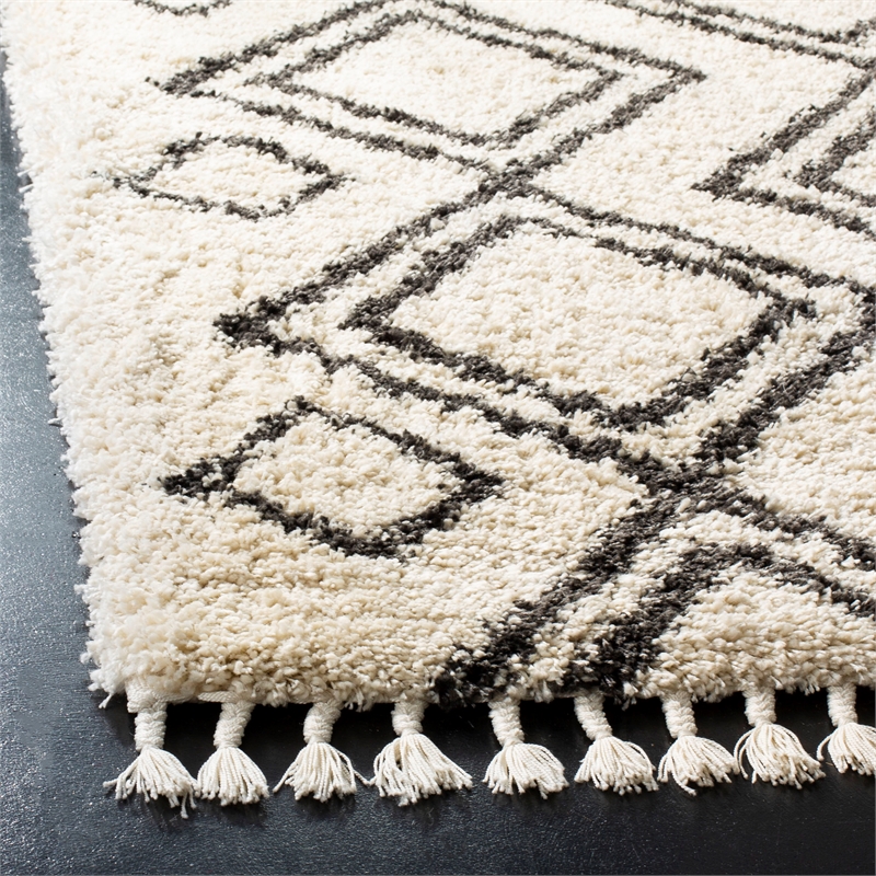 Safavieh Moroccan Fringe Shag 200 5'-3