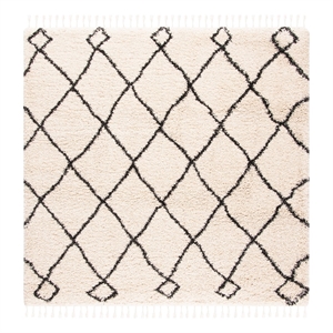 Safavieh Moroccan Fringe Shag 200 6'-7&quot x6'-7&quotPower Loomed Rug in Cream/Charcoal