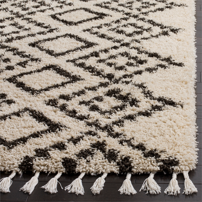Safavieh Moroccan Fringe Shag 200 4'-0