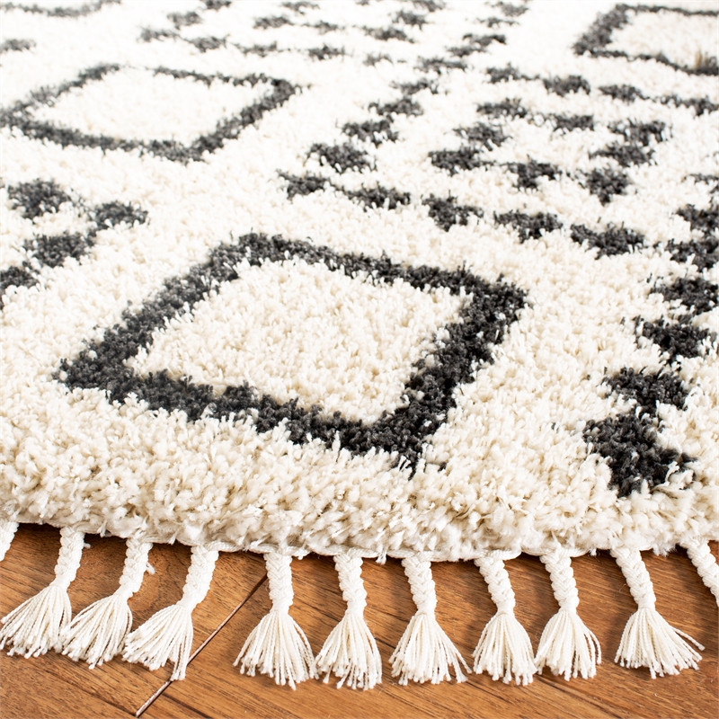 Safavieh Moroccan Fringe Shag 200 6'-7