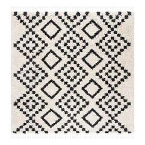 Safavieh Moroccan Fringe Shag 200 6'-7&quot x6'-7&quotPower Loomed Rug in Cream/Charcoal