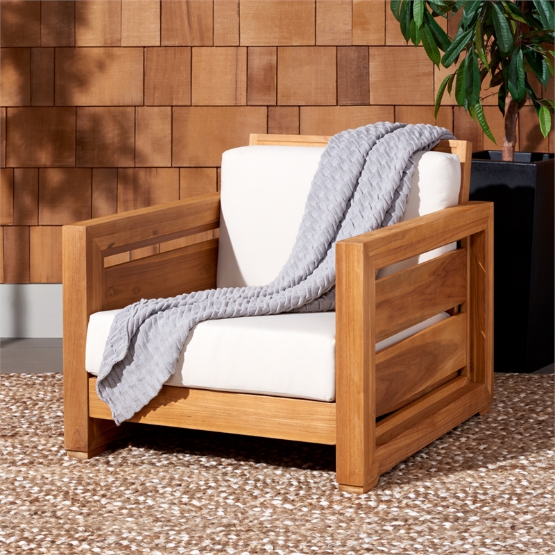 Safavieh Molokai Brazilian Teak Wood Patio Chair in Natural / Beige