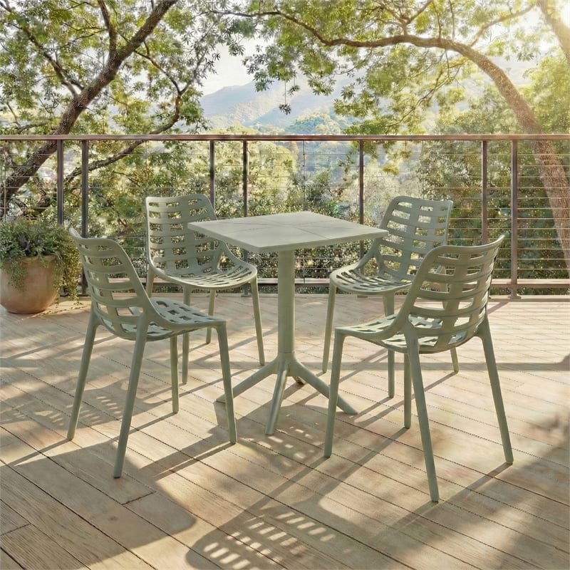 Safavieh Stella Square Plastic Bistro Table  in Green