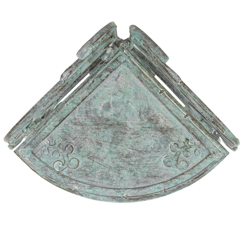 Safavieh Turuca 4 Tier Iron Corner Shelf in Green