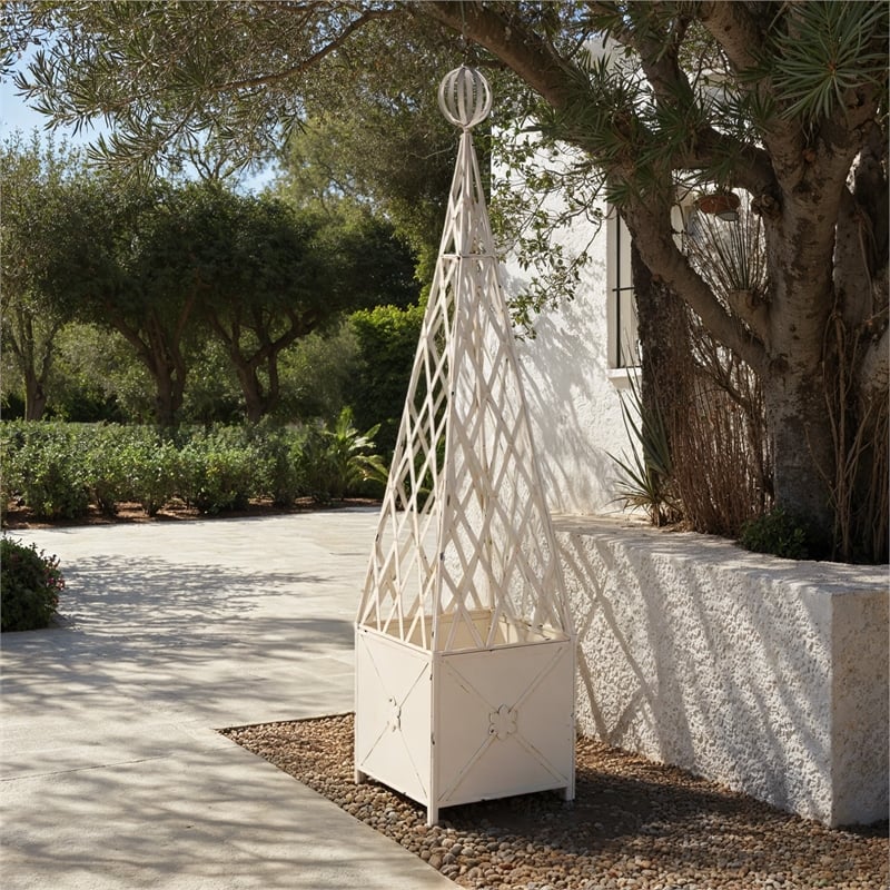 Safavieh Caledonia Iron Trellis Planter in White