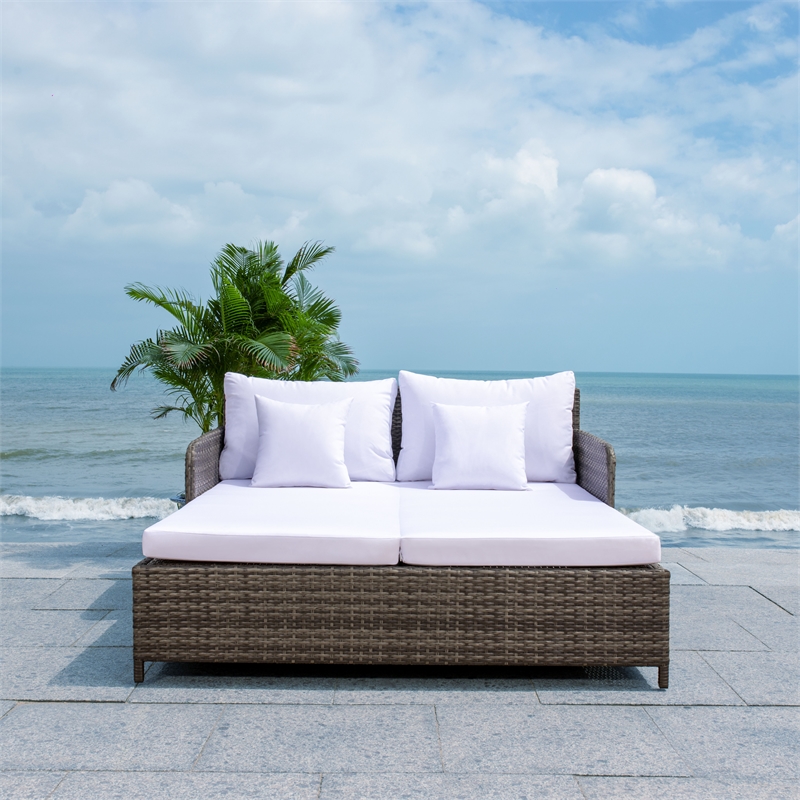 Safavieh Cadeo Wicker and Rattan Daybed in Gray / Brown / White