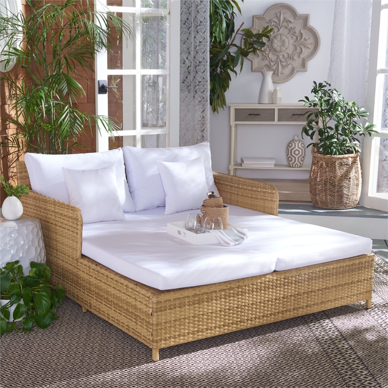 Safavieh Cadeo Wicker and Rattan Daybed in Natural / White