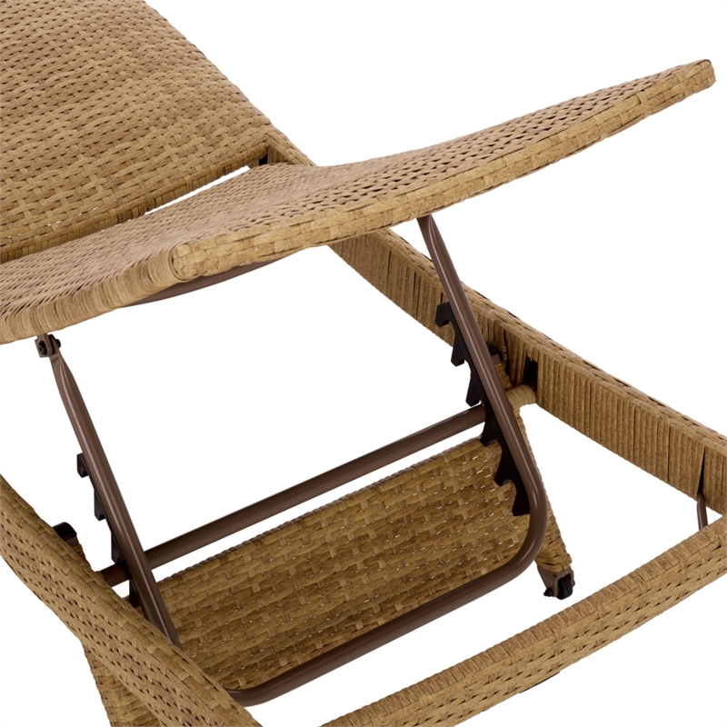 Safavieh Alex Quick Dry Metal and Rattan Foam Lounger in Natural / Taupe