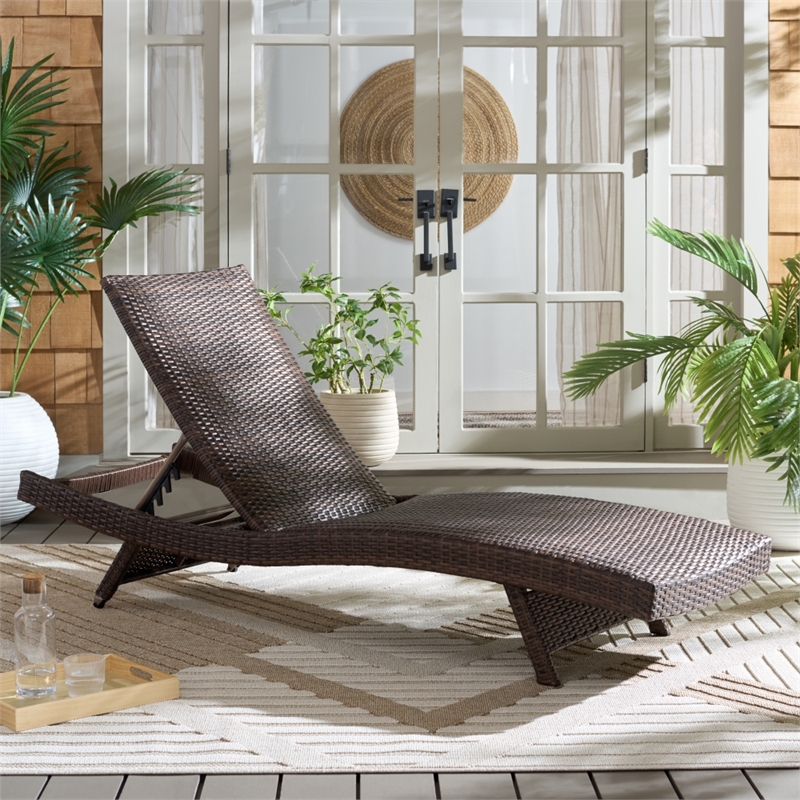 Safavieh Alex Quick Dry Metal and Rattan Foam Lounger in Brown / Taupe