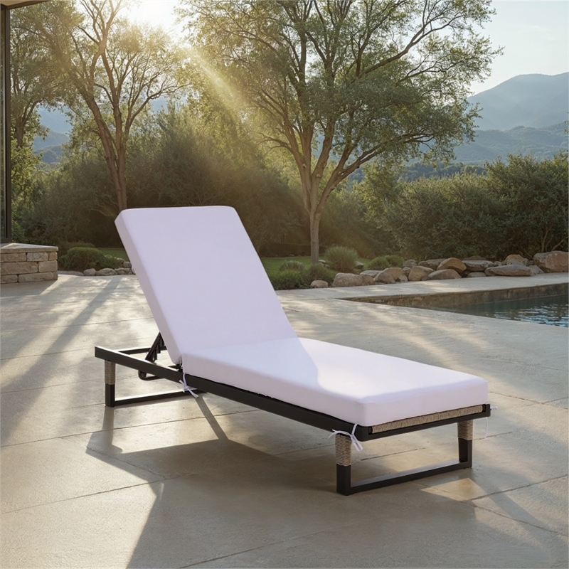 Safavieh Arman Steel and Fabric Lounger w/ Cushion in Black / White