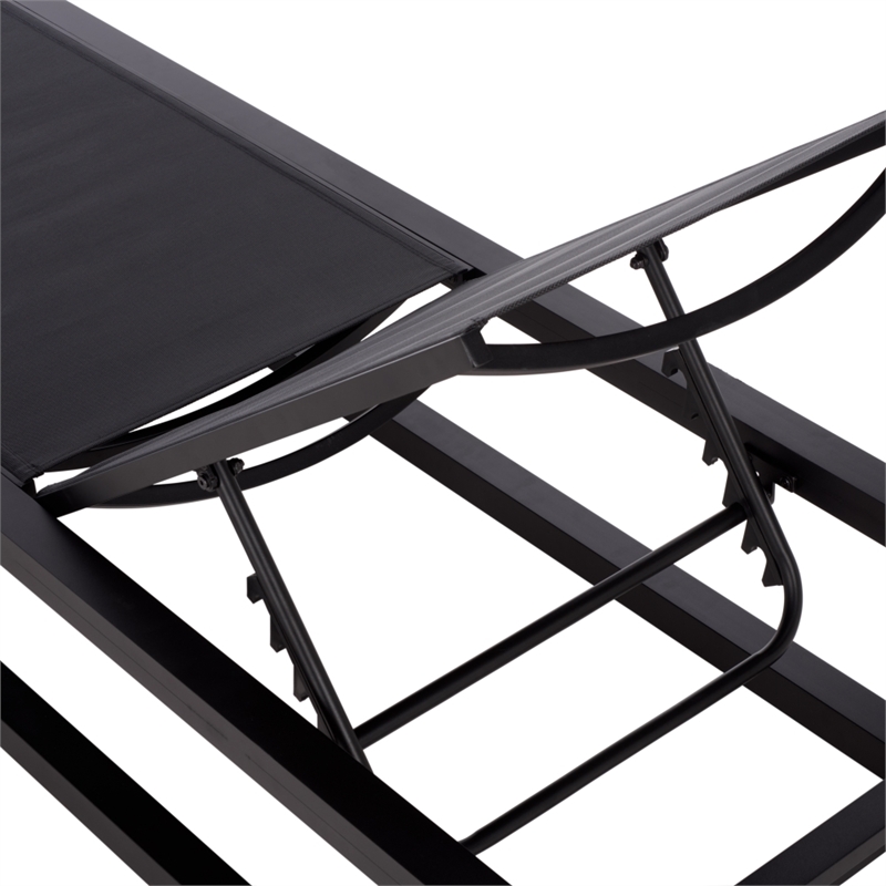 Safavieh Logan Aluminum Lounger in Black / Black