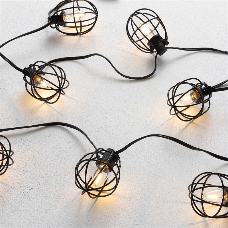 Safavieh Garnet LED Plastic and Metal Outdoor String Light in Black