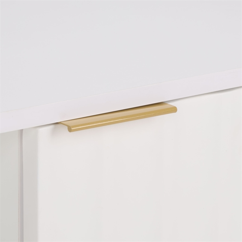 Safavieh Hilsa 3 Door 2 Shelf Wood Sideboard/Media in White / Gold
