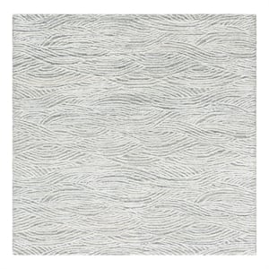 Safavieh Glamour 6'-0&quot x 6'-0&quot Wool Hand Tufted Rug in Silver / Ivory