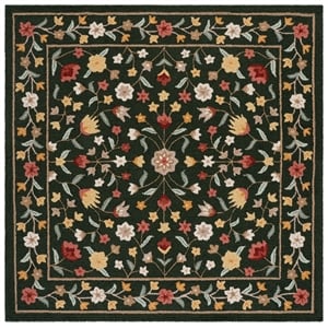 Safavieh Chelsea 6'-0&quot x 6'-0&quot Wool and Cotton Hand Tufted Rug in Green / Red