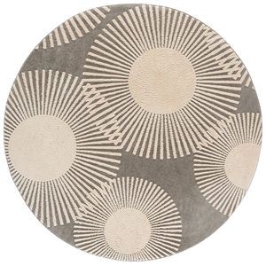 Safavieh Versailles 6'-0&quot x 6'-0&quot Polyester Power Loomed Rug in Gray / Beige