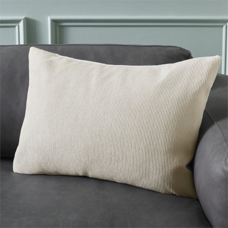 Safavieh Airie Polyester Pillow in Ivory