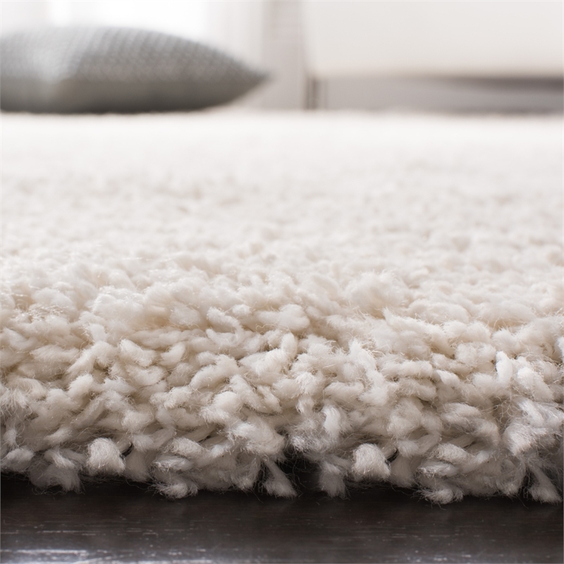 Safavieh Royal Shag 2'-3