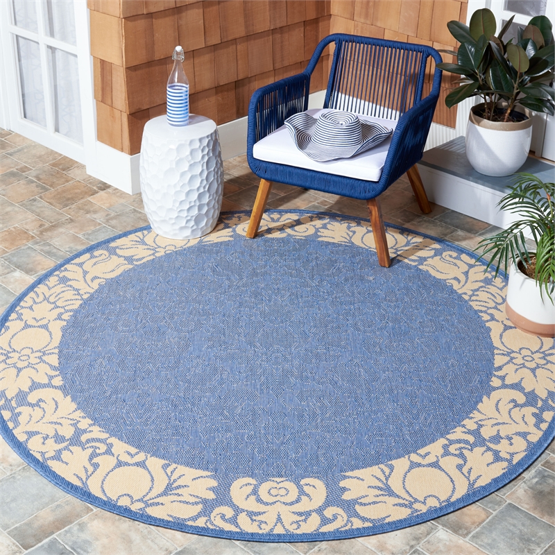 Safavieh Courtyard 6'-7