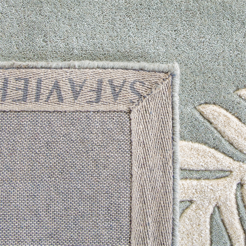 Safavieh Soho 5' X 8' Wool and Viscose Hand Tufted Rug in Light Blue