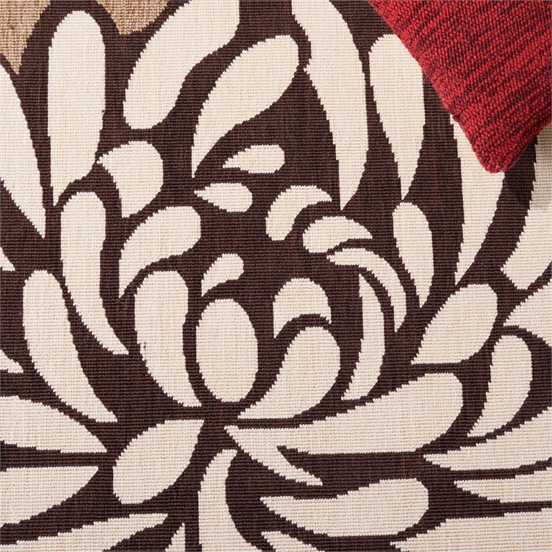 Safavieh Veranda Polypropylene Large Rectangle Rug VER049-0325-8 in Chocolate and Terracotta