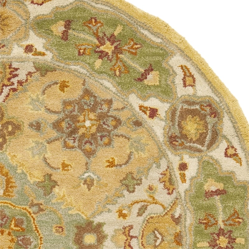 Safavieh Heritage Oval Rug in Multi / Ivory
