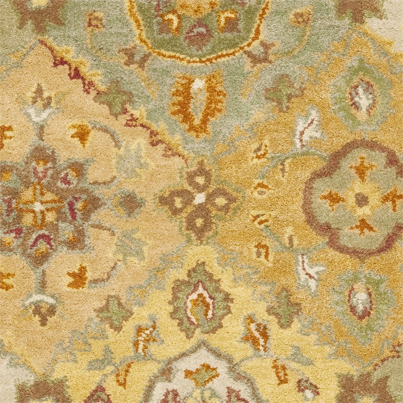 Safavieh Heritage Oval Rug in Multi / Ivory