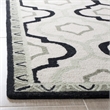 Safavieh Chelsea Square Rug in Ivory / Black