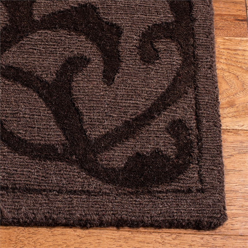 Safavieh Impressions Runner Rug in Brown