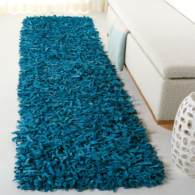 Safavieh Runner Rug in Grey