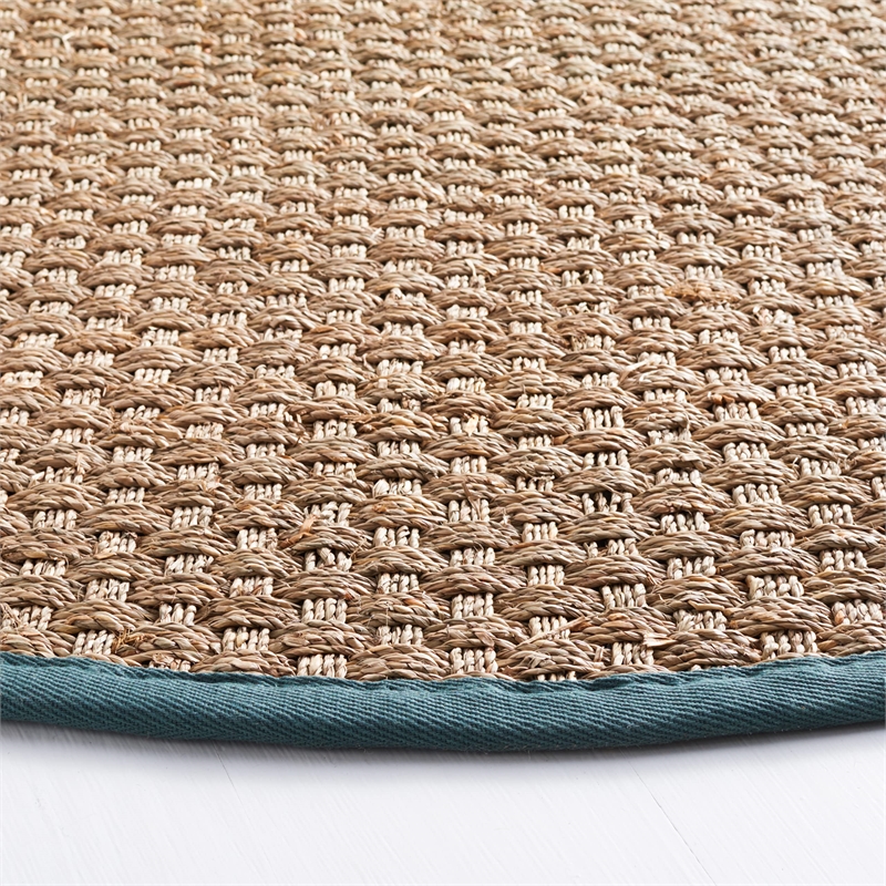 Safavieh Natural Fiber Round Rug in Natural / Light Blue