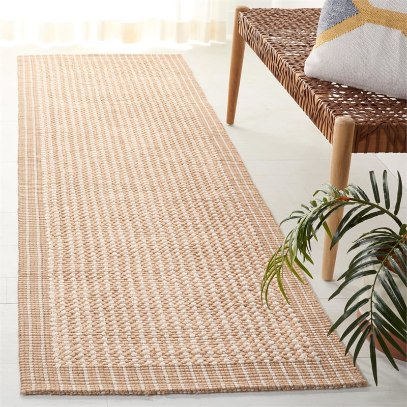 Safavieh Natural Fiber Oversized Rug in Ivory / Beige