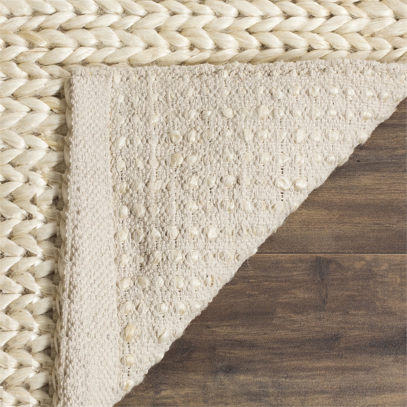 Safavieh Natural Fiber Runner Rug in Creme