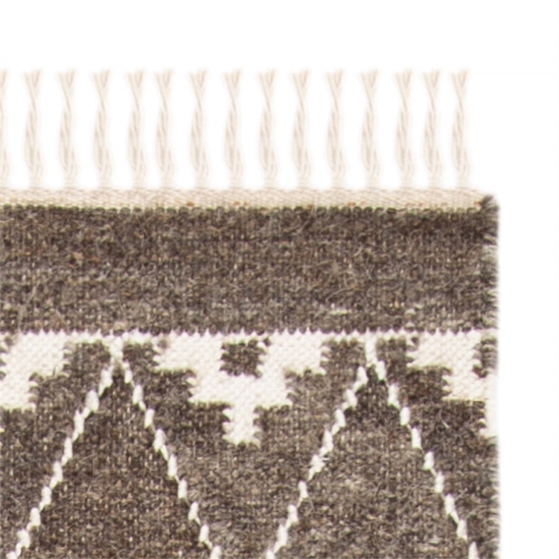 Safavieh Natural Kilim Square Rug in Brown / Ivory