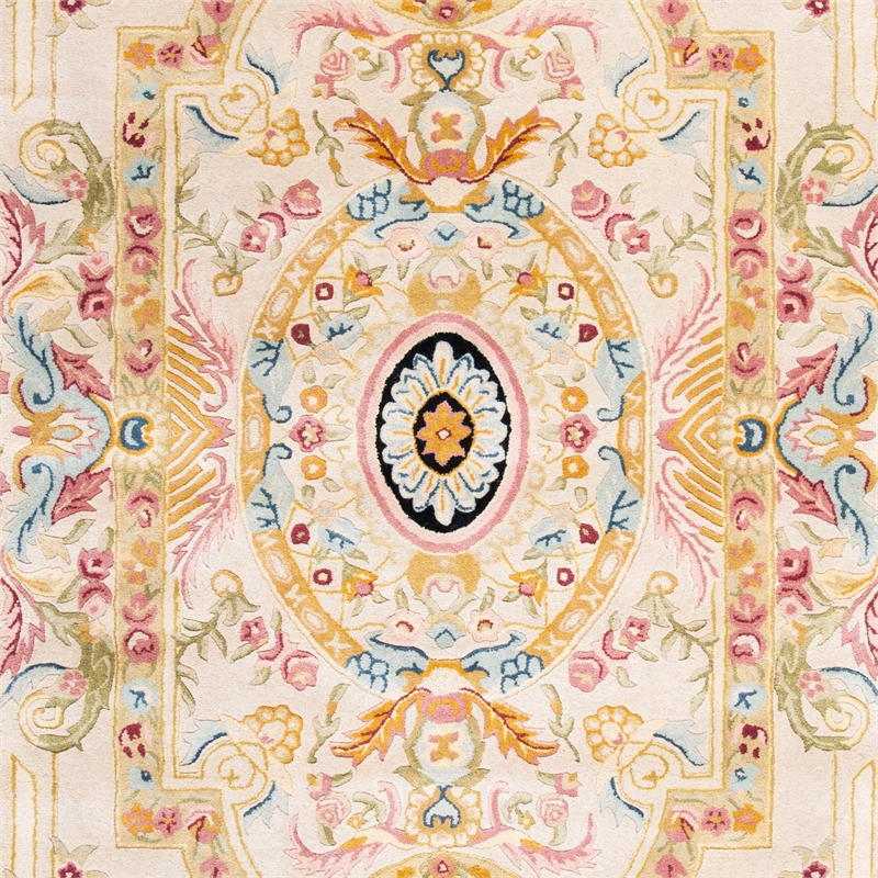 Safavieh Savonnerie Runner Rug in Sage / Beige
