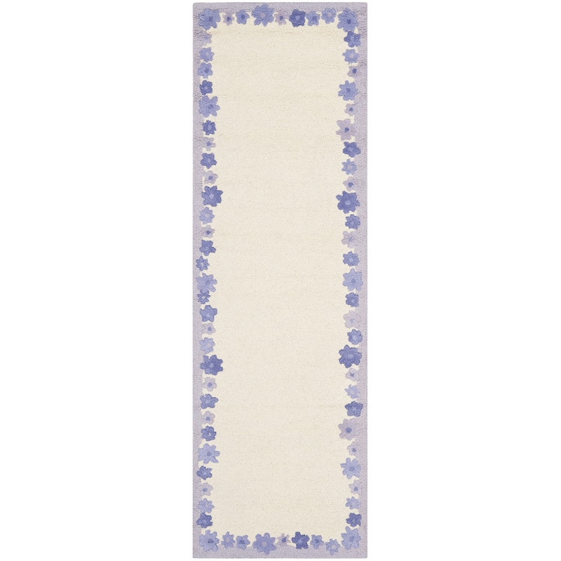 Safavieh Runner Rug in Ivory - Lavander