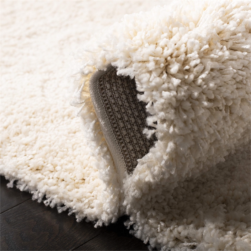 Safavieh California Shag Round Rug in Ivory