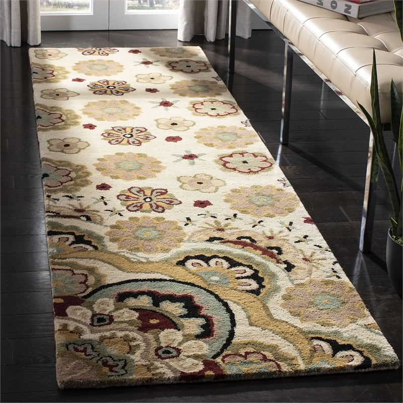 Safavieh Soho Runner Rug in Ivory / Multi