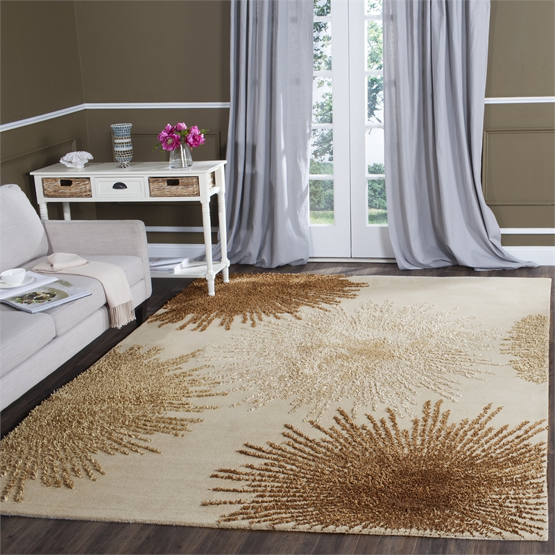 Safavieh Soho Oversized Rug in Beige