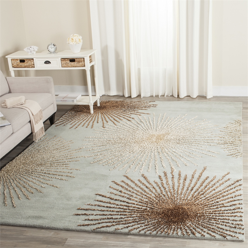 Safavieh Soho Oversized Rug in Light Blue / Multi