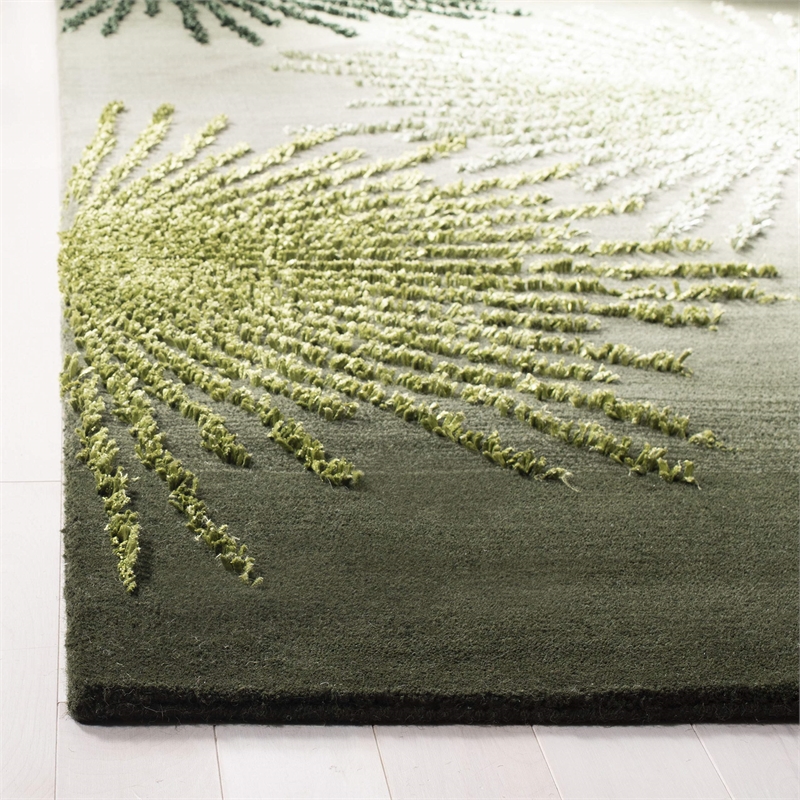 Safavieh Soho Rectangle Rug in Green / Multi