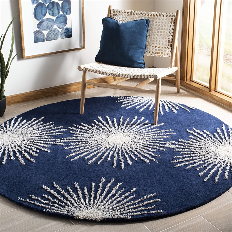 Safavieh Soho Round Rug in Dark Blue / Ivory