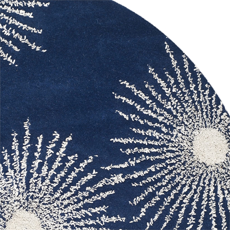 Safavieh Soho Round Rug in Dark Blue / Ivory