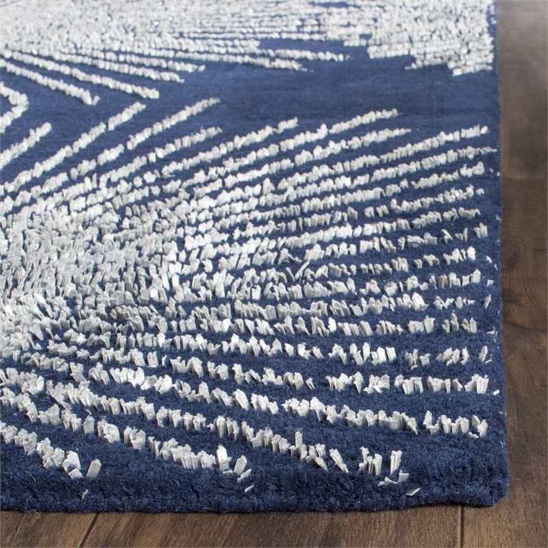 Safavieh Soho Square Rug in Dark Blue / Ivory