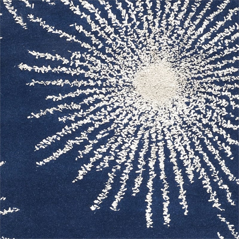 Safavieh Soho Square Rug in Dark Blue / Ivory