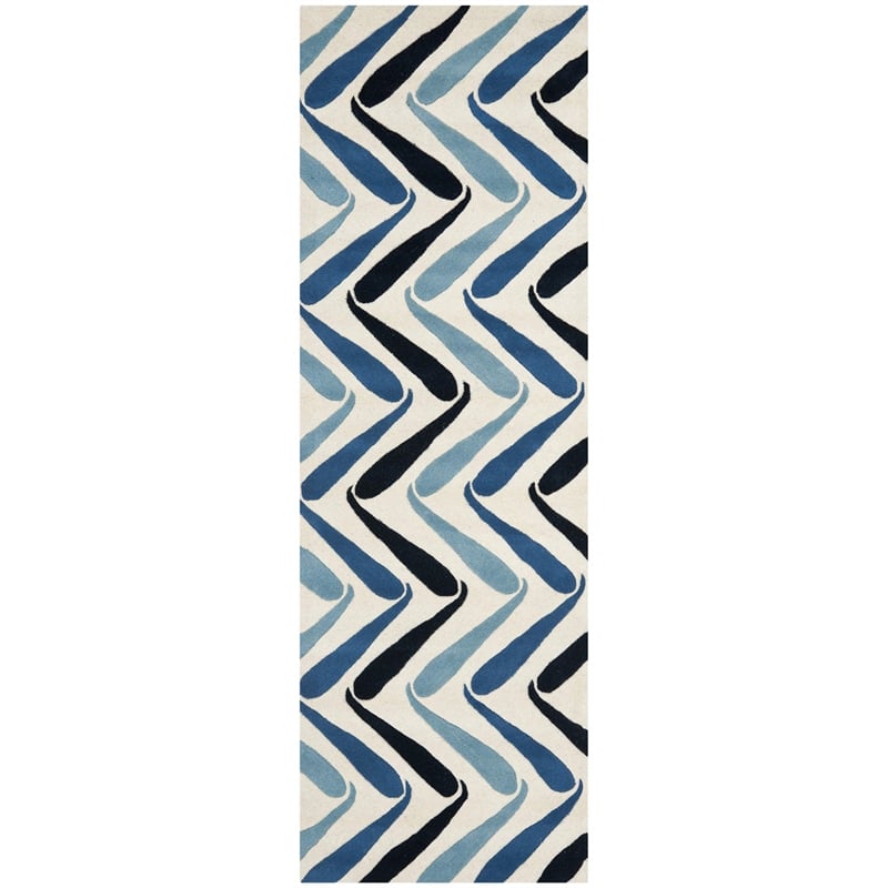 Safavieh Soho Runner Rug in Ivory / Blue